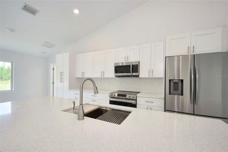 New construction Single-Family house 2851 Palm Avenue, Indian Lake Estates, FL 33855 - photo 17 17