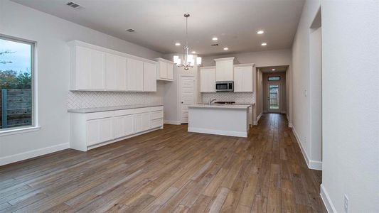New construction Single-Family house 17313 Merlot Skies Street, Conroe, TX 77302 Design 1736W- photo 7 7