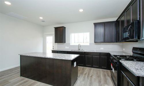 New construction Single-Family house 30260 Kingston Heath Drive, Cleveland, TX 77327 Journey Series - Latitude- photo 18 18