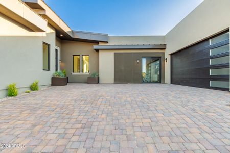 New construction Single-Family house 11824 N Sunset Vista Drive, Scottsdale, AZ 85268 - photo 100 100