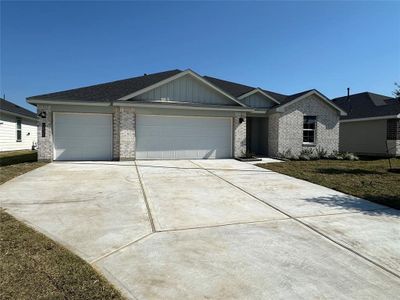 New construction Single-Family house 1035 Great Barracuda Lane, Alvin, TX 77511 The Fairfield- photo 0