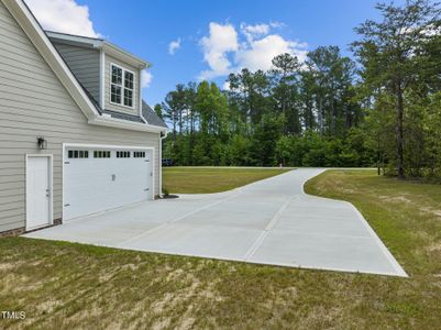 New construction Single-Family house 245 Whistlers Cove, Louisburg, NC 27549 - photo 36 36