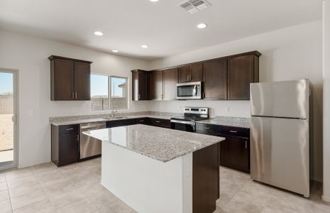 New construction Single-Family house 11238 W Chipman Rd, Tolleson, AZ 85353 Sunflower- photo 5 5