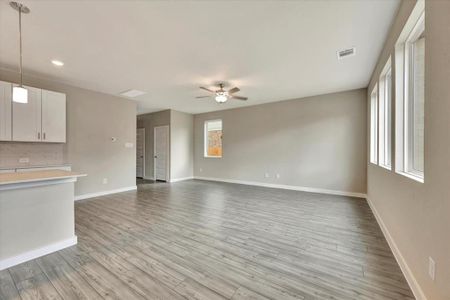 New construction Single-Family house 18576 Meadow Point Lane, Montgomery, TX 77316 The Bryce (375)- photo 5 5