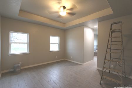 New construction Single-Family house 105 Hondo Drive, La Vernia, TX 78121 - photo 17 17