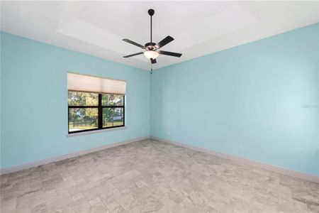 New construction Single-Family house 380 Lakeshore Avenue, Umatilla, FL 32784 - photo 18 18