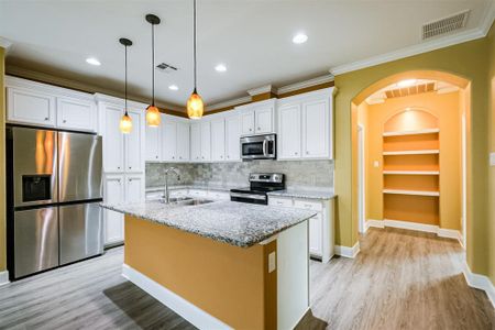 New construction Single-Family house 506 Compton Street, Rosharon, TX 77583 - photo 8 8