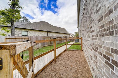 New construction Single-Family house 304 Southern Red Court, Willis, TX 77318 - photo 47 47