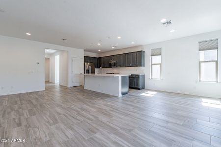 New construction Townhouse house 440 E Citrus Hollow Way, Queen Creek, AZ 85140 - photo 11 11