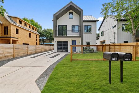 New construction Single-Family house 2711 Stacy Ln, Unit 1, Austin, TX 78704 - photo 0 0