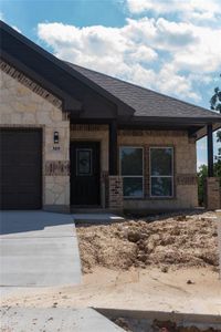 New construction Single-Family house 305 Titus Drive, Springtown, TX 76082 - photo 3 3