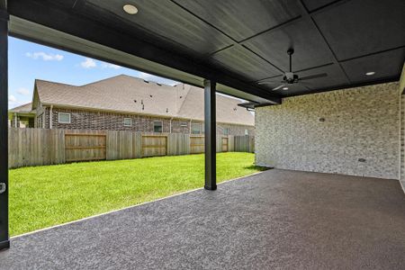 New construction Single-Family house 32336 Noble Creek Drive, Conroe, TX 77385 The Bluffwood- photo 6 6