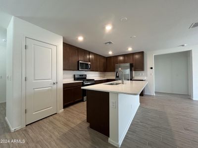 New construction Single-Family house 36517 W San Ildefanso Avenue, Maricopa, AZ 85138 - photo 6 6