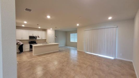 New construction Single-Family house 2620 Blowing Breeze Avenue, Kissimmee, FL 34744 - photo 10 10