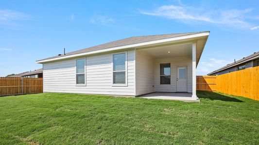 New construction Single-Family house 10128 Poinsett Way, Fort Worth, TX 76108 - photo 32 32