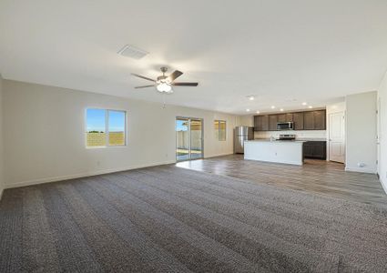 New construction Single-Family house 972 Feliz Street, Florence, AZ 85132 - photo 15 15
