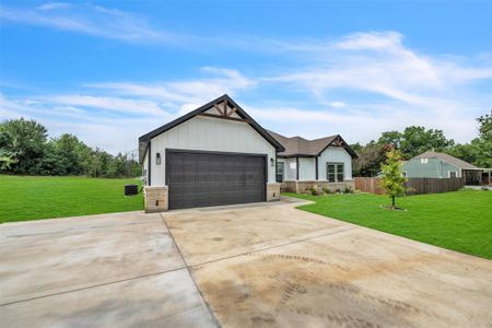 Extra Wide driveway