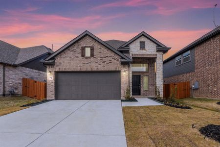 New construction Single-Family house 3907 Talisker Boulevard, Sherman, TX 75090 - photo 0 0