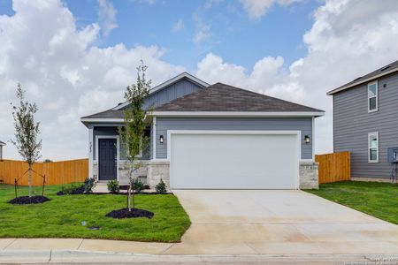 New construction Single-Family house 4242 Danforth Street, New Braunfels, TX 78130 Easton - 1388- photo 5 5