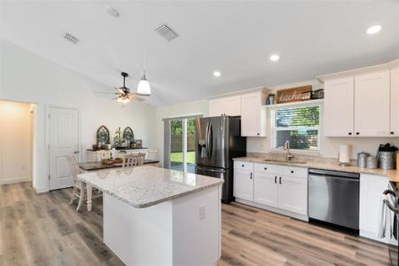 New construction Single-Family house 1402 West Parkway, Deland, FL 32724 - photo 5 5