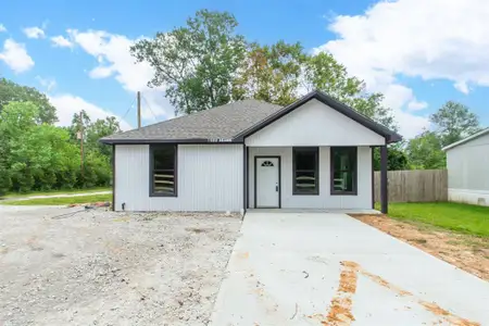 New construction Single-Family house 1022 Adams St Street, Cleveland, TX 77327 - photo 0