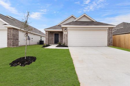 New construction Single-Family house 435 Woodhouse Way, Everman, TX 76140 The Pinewood- photo 0 0