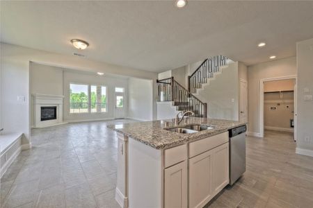 New construction Single-Family house 12131 Champions Forest Drive, Mont Belvieu, TX 77535 The Winchester- photo 5 5