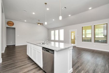 New construction Single-Family house 4747 Great Acre Lane, Fresno, TX 77545 - photo 32 32