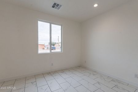 New construction Single-Family house 9391 W Madero Drive, Arizona City, AZ 85123 - photo 16 16