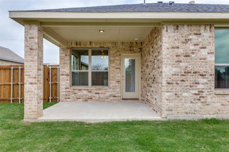 New construction Single-Family house 8304 Rockway Street, White Settlement, TX 76108 - photo 22 22