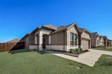 New construction Single-Family house 4230 Stonewall Drive, Forney, TX 75126 - photo 3 3