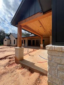 New construction Single-Family house 23502 High Meadow Estates Drive, Montgomery, TX 77316 - photo 19 19