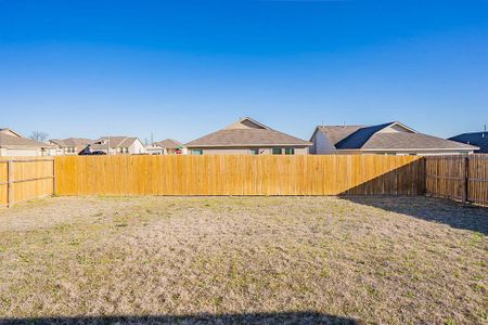 New construction Single-Family house 360 Dry Canyon Way, Fort Worth, TX 76052 - photo 15 15