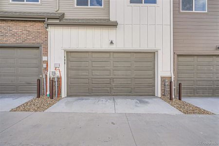 New construction Townhouse house 463 Millwall Circle, Castle Pines, CO 80108 Catalina- photo 32 32