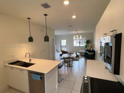 New construction Townhouse house 8356 Nw 43 Street, Doral, FL 33166 - photo 8 8