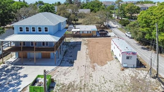 New construction Single-Family house 200 Lakeview Drive, Tarpon Springs, FL 34688 - photo 22 22