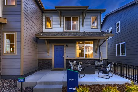 New construction Single-Family house 2373 Harlequin Place, Johnstown, CO 80534 - photo 7 7