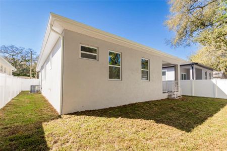 New construction Single-Family house 3715 Carroway Street, Tampa, FL 33619 - photo 32 32