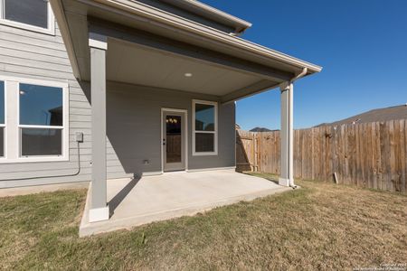 New construction Single-Family house 401 Horizon Pointe, Seguin, TX 78155 2411 Modeled- photo 31 31