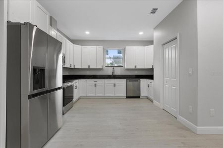 New construction Single-Family house 2835 24Th Street N, Saint Petersburg, FL 33713 - photo 11 11