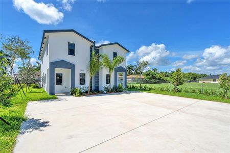 New construction Condo/Apt house 1233 NW 9th Avenue, Unit 1233, Homestead, FL 33034 - photo 0