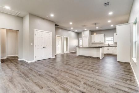 New construction Single-Family house 616 S Vaden Street, Sherman, TX 75090 - photo 6 6