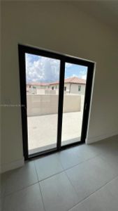 New construction Townhouse house 8212 Nw 43Rd St, Unit 8212, Doral, FL 33166 - photo 32 32