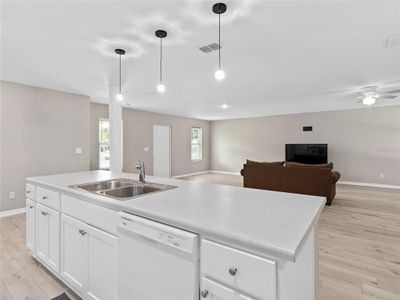 New construction Single-Family house 749 Avenue M Se, Winter Haven, FL 33880 - photo 6 6