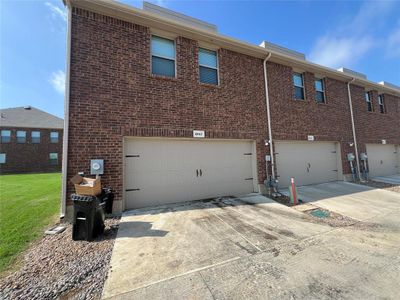 New construction Townhouse house 2017 Crooked Bow Drive, Mesquite, TX 75149 - photo 22 22