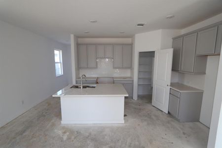 New construction Single-Family house 21627 Lime Moss Lane, Cypress, TX 77433 Cello- photo 5 5