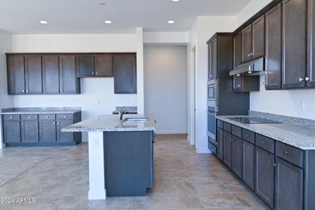 New construction Single-Family house 15435 W Bajada Road, Surprise, AZ 85387 - photo 20 20