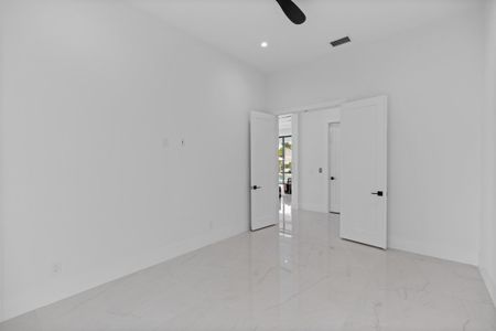 New construction Single-Family house 1060 Fairview Lane, West Palm Beach, FL 33404 - photo 22 22