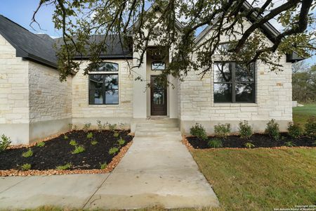 New construction Single-Family house 399 Bauer Ln, Castroville, TX 78009 - photo 8 8