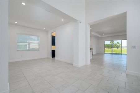 New construction Single-Family house 32317 Rosewood Meadow Lane, Wesley Chapel, FL 33543 - photo 9 9